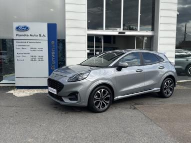 Voir le détail de l'offre de cette FORD Puma 1.0 EcoBoost 125ch mHEV ST-Line 6cv de 2021 en vente à partir de 209.41 €  / mois