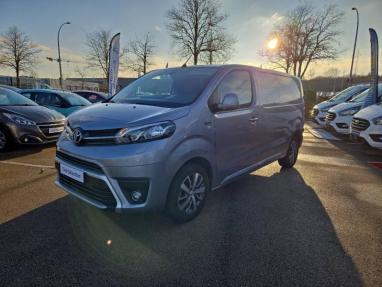 Voir le détail de l'offre de cette TOYOTA PROACE Medium 2.0 D-4D 140 Style MC22 de 2022 en vente à partir de 329.64 €  / mois