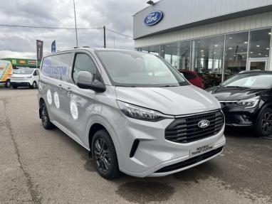 Voir le détail de l'offre de cette FORD Transit Custom Fg 300 L1H1 2.0 EcoBlue 136ch Limited de 2024 en vente à partir de 35 999 € 