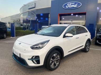 Voir le détail de l'offre de cette KIA e-Niro Design 136ch de 2022 en vente à partir de 247.3 €  / mois