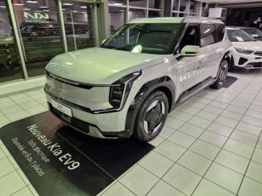 Voir le détail de l'offre de cette KIA EV9 204ch Earth 2WD de 2023 en vente à partir de 607.52 €  / mois