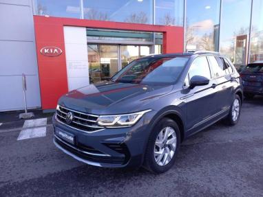 Voir le détail de l'offre de cette VOLKSWAGEN Tiguan 1.5 TSI 150ch Elegance DSG7 de 2022 en vente à partir de 321.16 €  / mois