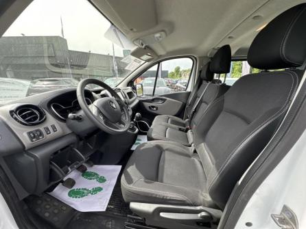 RENAULT Trafic Fg L1H1 1000 1.6 dCi 120ch Cabine Approfondie Grand Confort Euro6 à vendre à Saint-Maximin - Image n°9