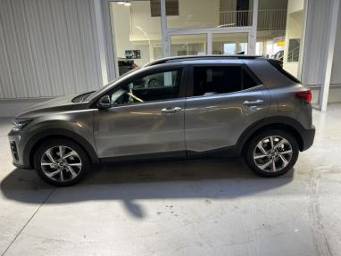 Voir le détail de l'offre de cette KIA Stonic 1.0 T-GDi 100ch GT Line de 2025 en vente à partir de 236.49 € / mois
