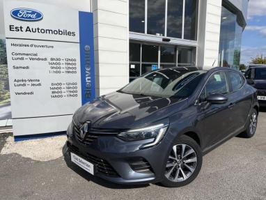 Voir le détail de l'offre de cette RENAULT Clio 1.0 TCe 90ch Intens -21N de 2020 en vente à partir de 139.59 €  / mois
