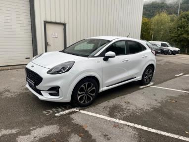 Voir le détail de l'offre de cette FORD Puma 1.0 EcoBoost 125ch S&S mHEV ST-Line Powershift de 2023 en vente à partir de 216.7 € / mois