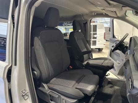FORD Transit Custom Fg 320 L1H1 2.5 Duratec 232ch Hybride rechargeable Cabine Approfondie Limited CVT à vendre à Orléans - Image n°11